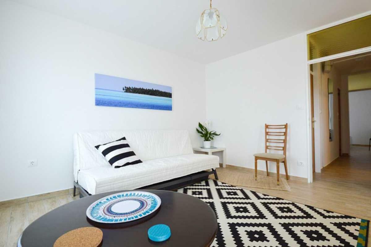 Leut Apartment, 3Min Beach, 15Min Center Pula Ngoại thất bức ảnh
