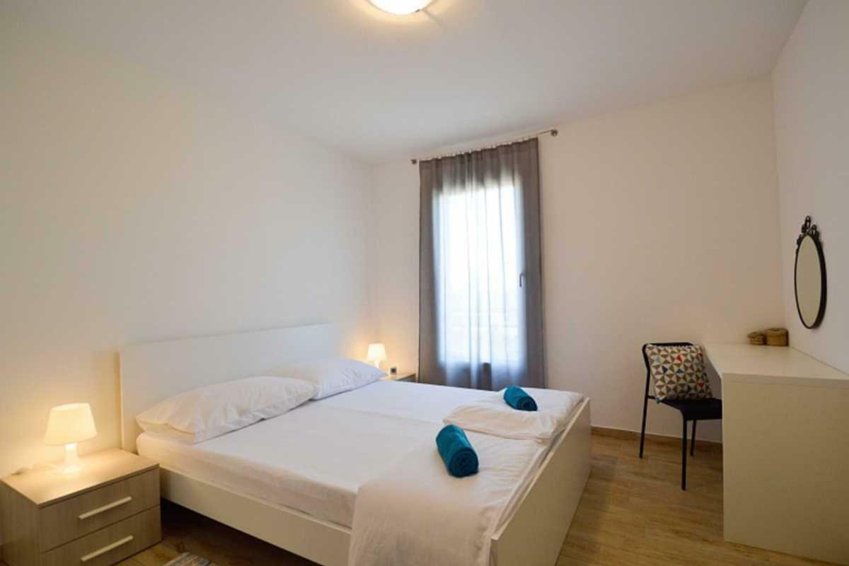 Leut Apartment, 3Min Beach, 15Min Center Pula Ngoại thất bức ảnh